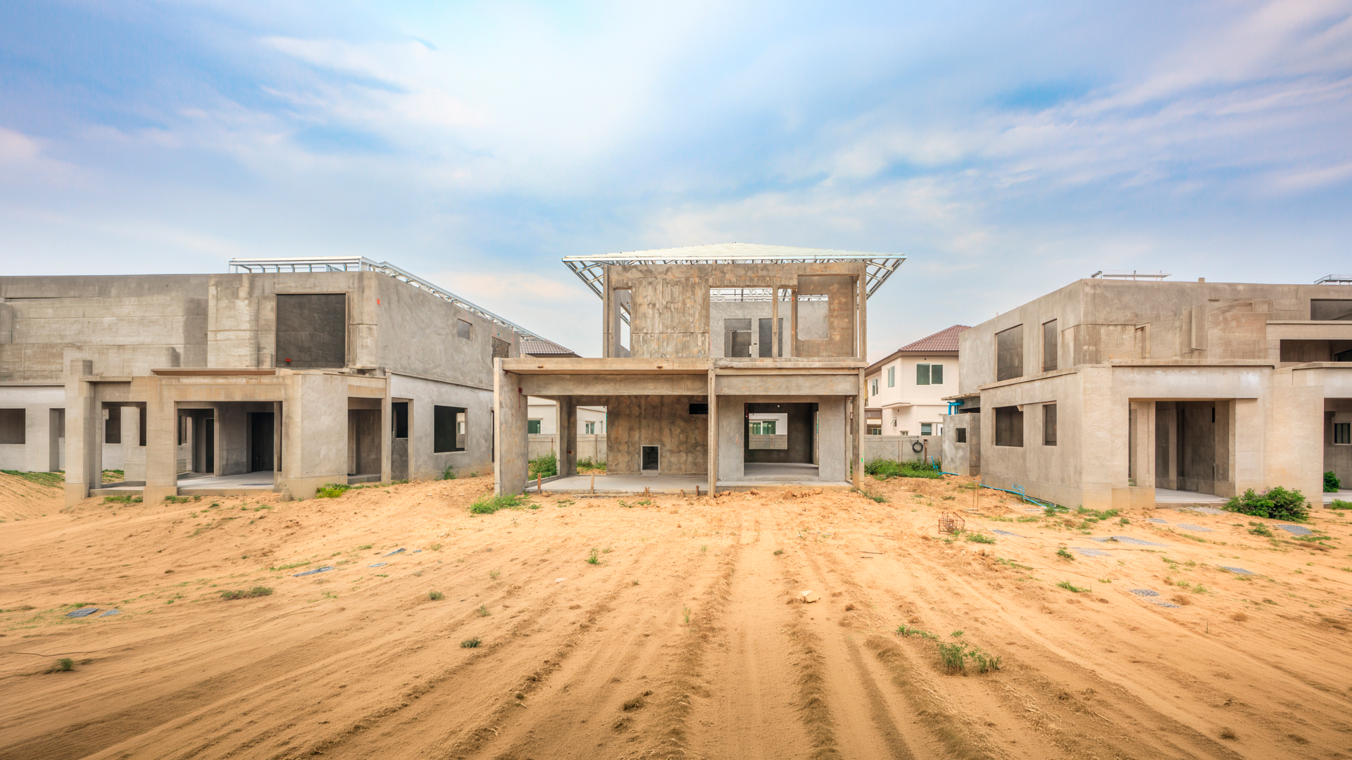 Imagen ilustrativa. Casas de concreto en construcción. Estadísticas de la Construcción. Anual 2025. Preliminar.